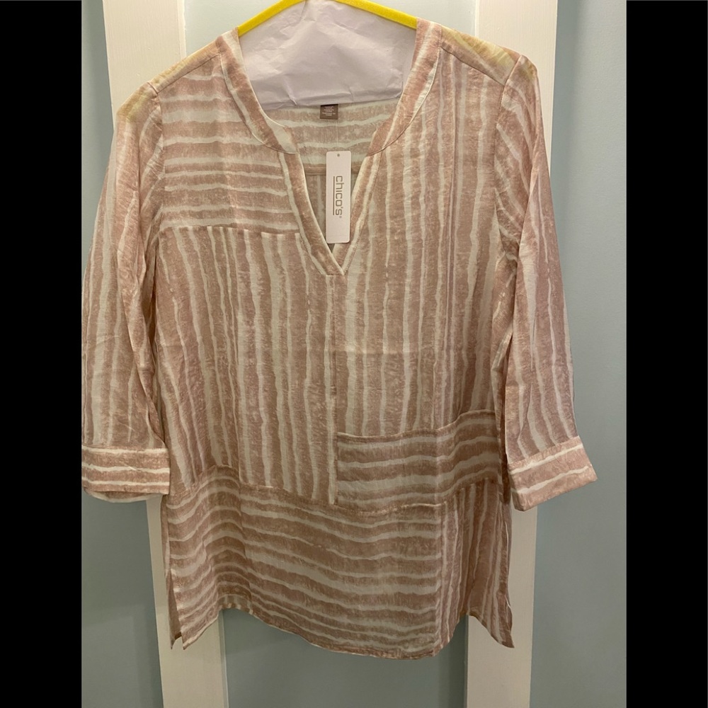 New- Light weight Chico’s Top